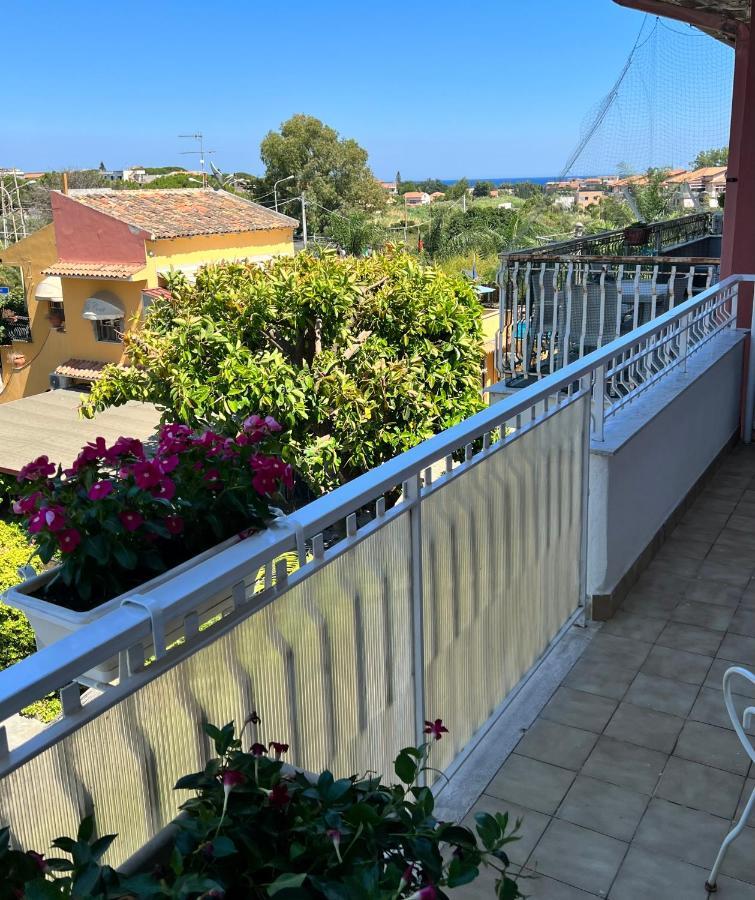 Relaxing Apartments Giardini Naxos Exterior foto